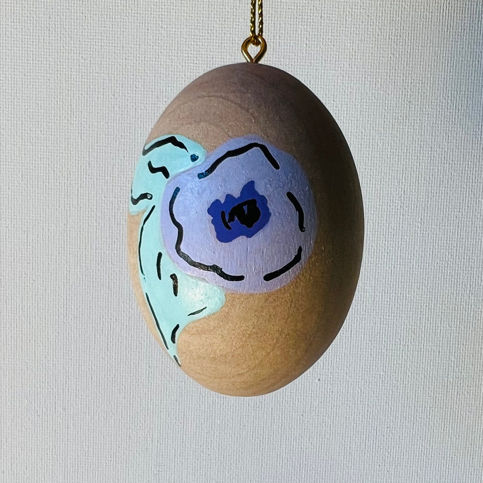 Wooden Egg Ornament in MultiColored Flower Detail